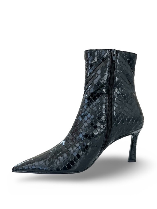 Steve Madden Shoes - NEW Steve Madden Leena Pointed Toe Ankle Bootie Black 8.5